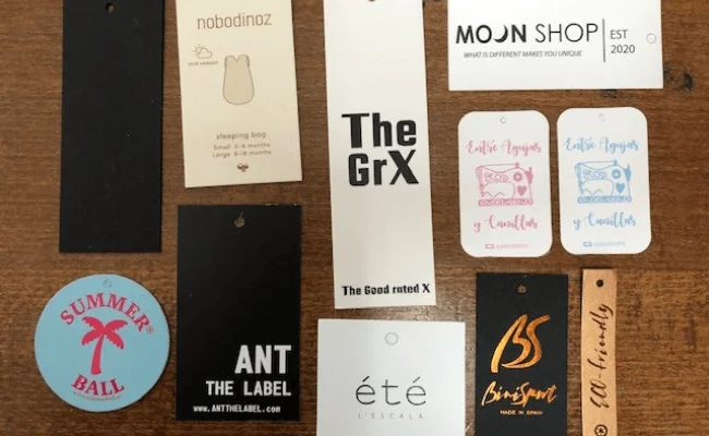 Etiqueta carton para ropa